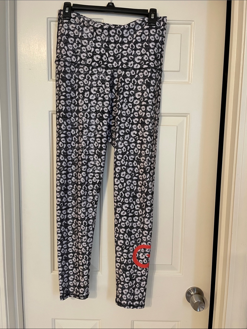 Emily Hsu Women’s Black and White Leopard Print Cyclebar Leggings